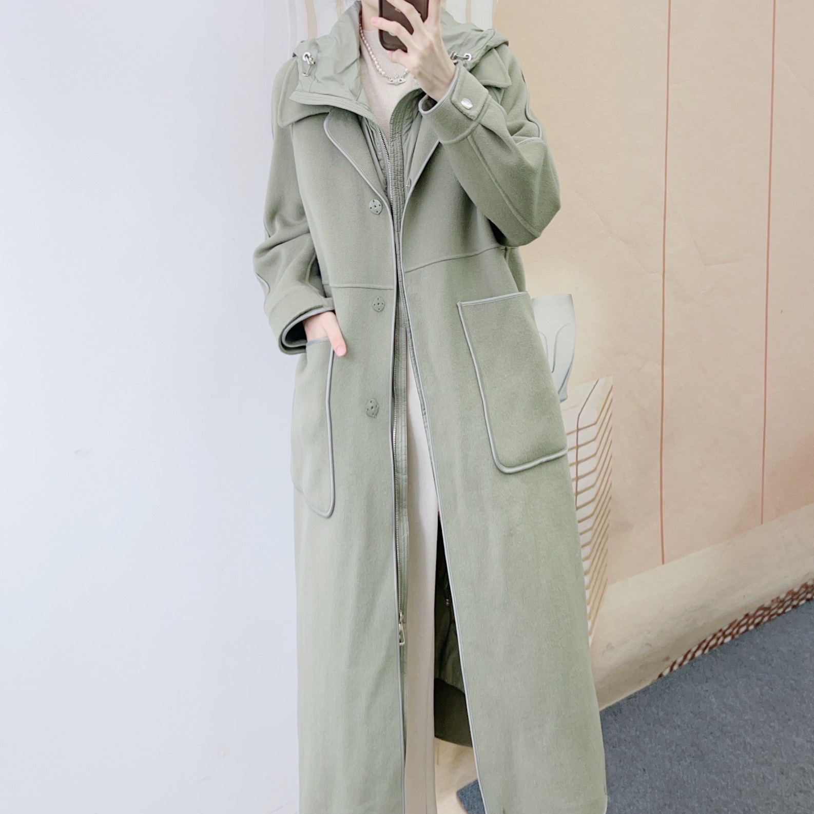 015时尚气质翻领双面大衣外套+连帽马甲羽绒服7015/GP