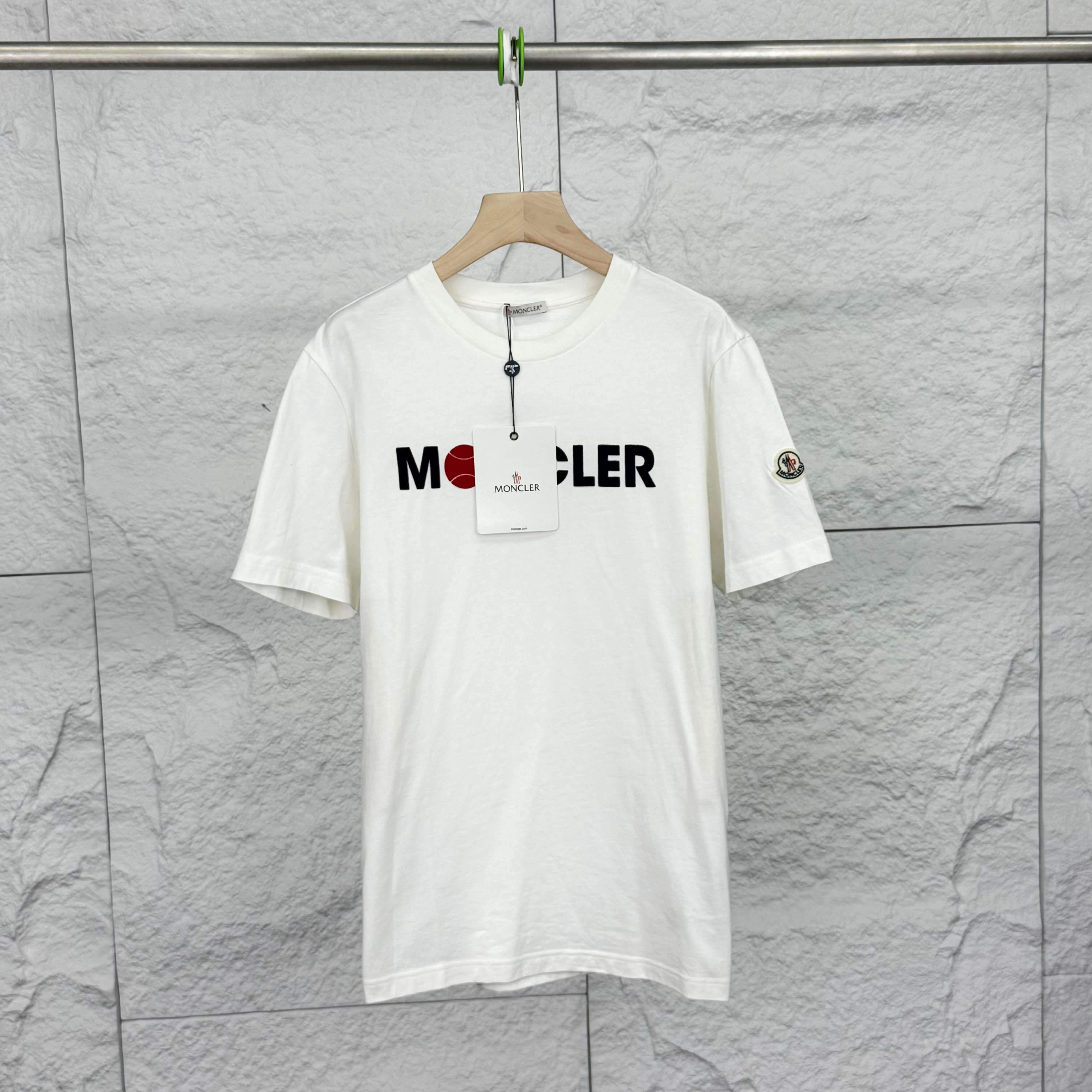 未使用 MONCLER M码/白色网球标识圆领短袖T恤/18190319