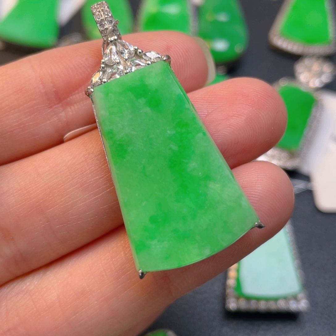 吊坠(不含链)银S925镶嵌翡翠