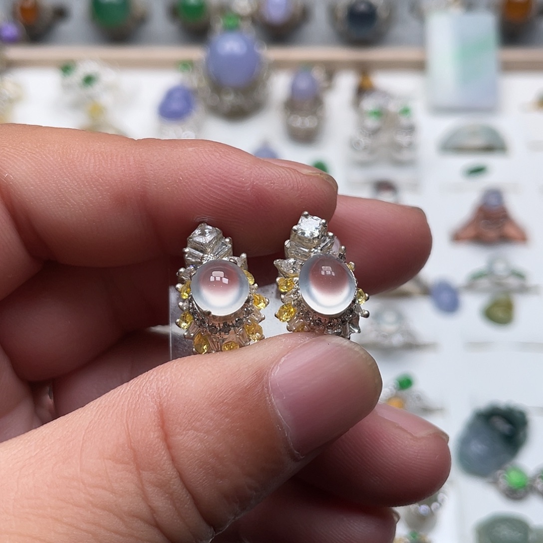 别***龙翡翠裸石双眼皮耳钉铜托