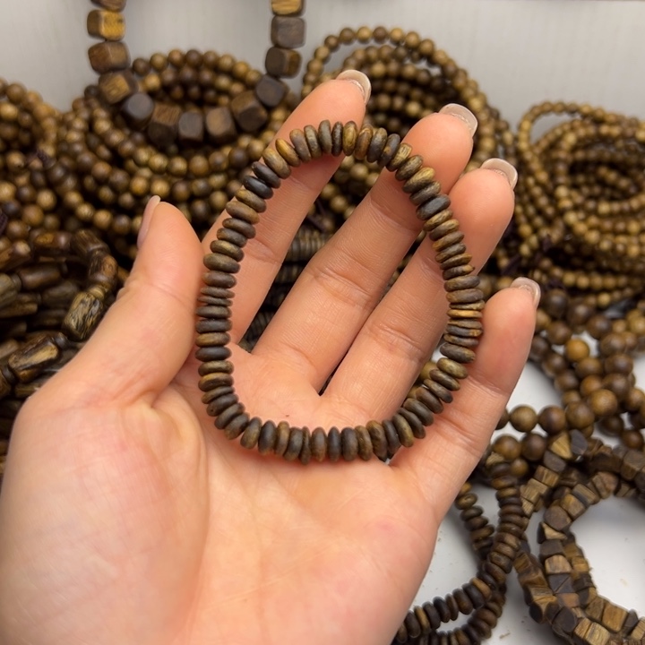 沉香碎屑沉香种植奇楠沉水浮 5.8克