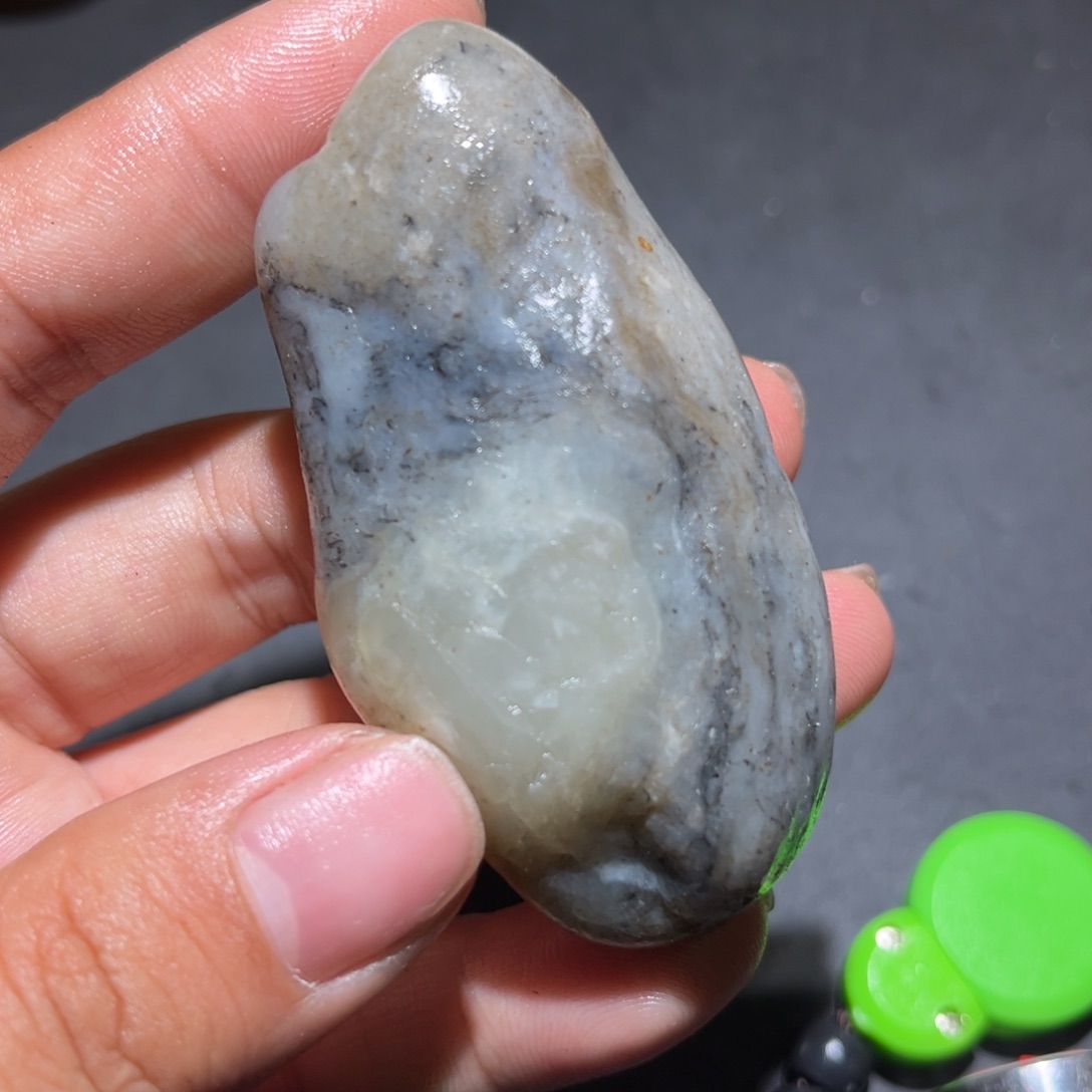 和田玉未镶嵌珠宝奇石