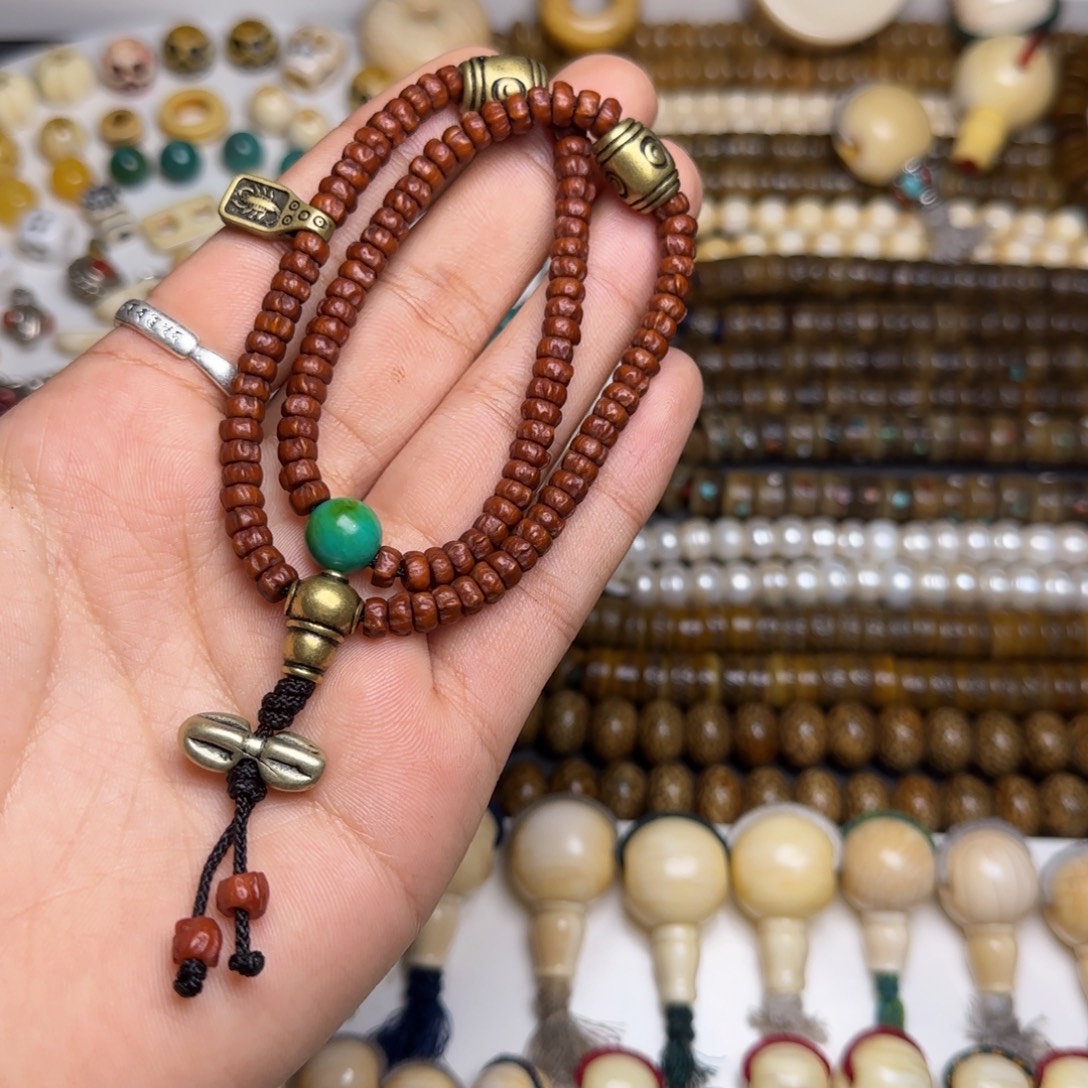 菩提籽类藏传老念珠