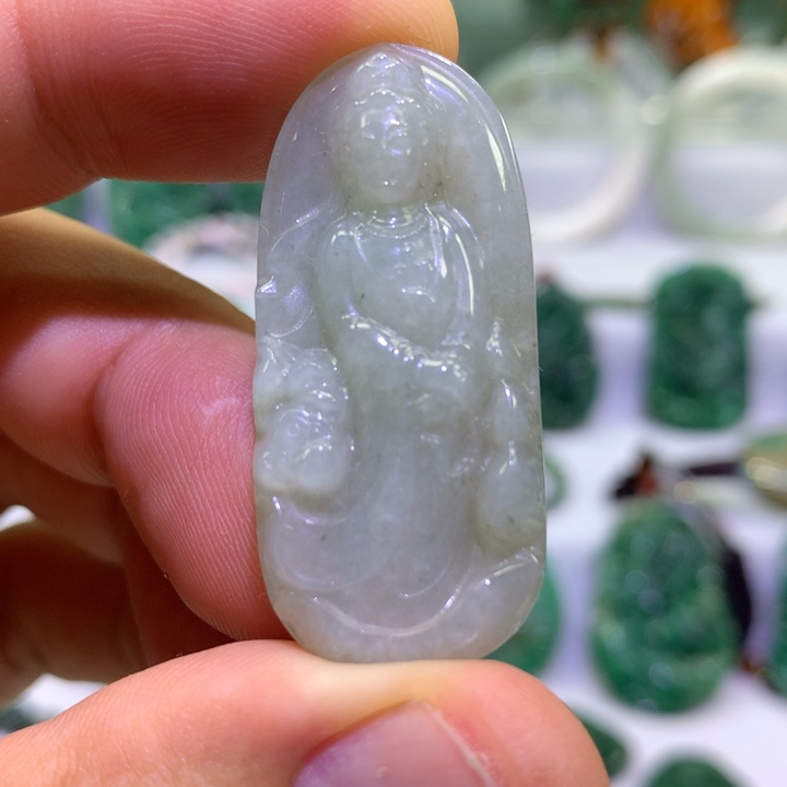 独山玉未镶嵌颈饰