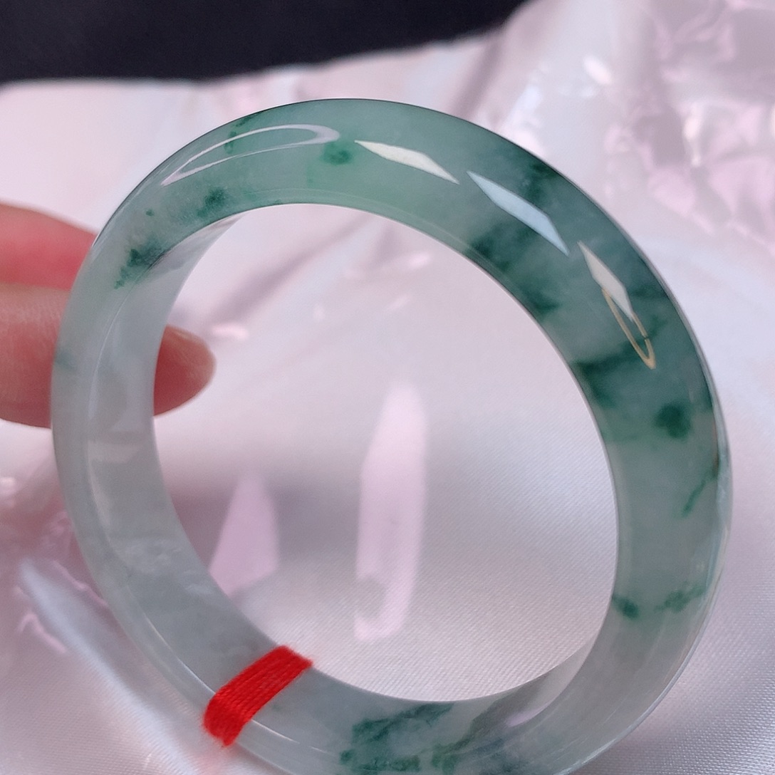 翡翠手镯（贵妃镯）未镶嵌56