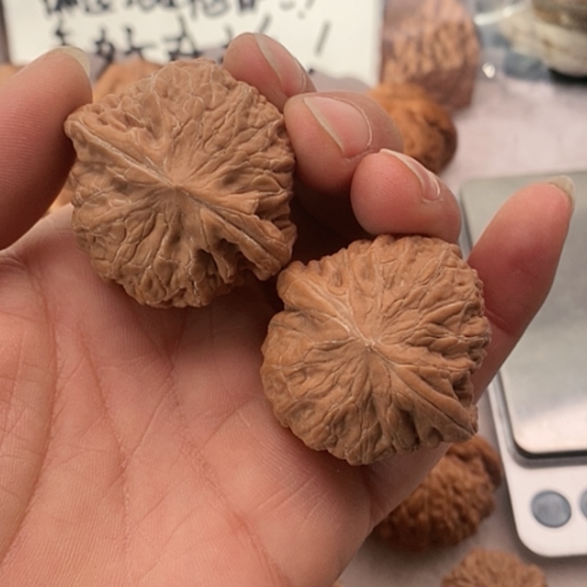 【闪购商品】吊坠文玩核桃铁锤妹妹