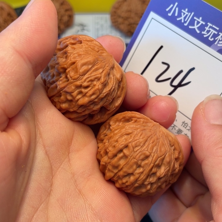 桃核把件38磨盘124。。。。。。。