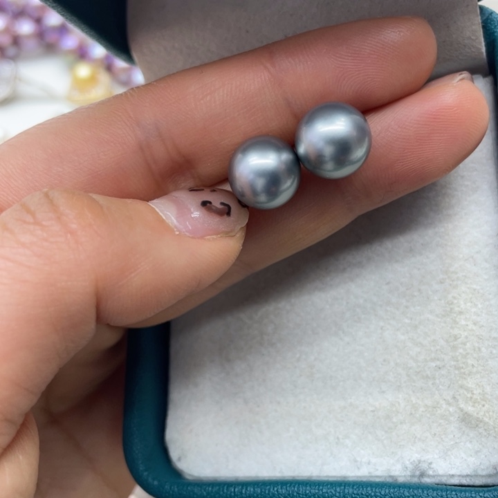 海水珍珠耳饰18K金镶嵌