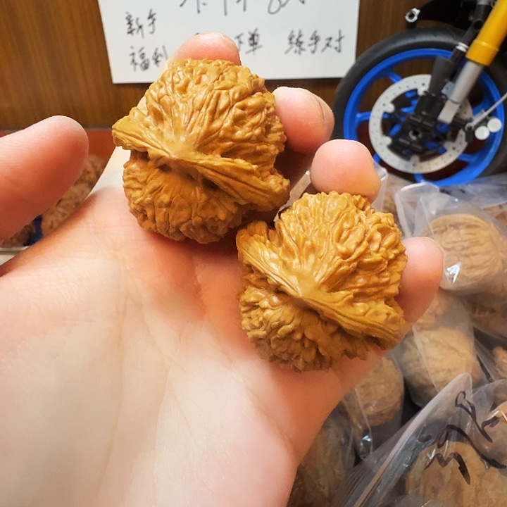 桃核吊坠40尺虎头王有修