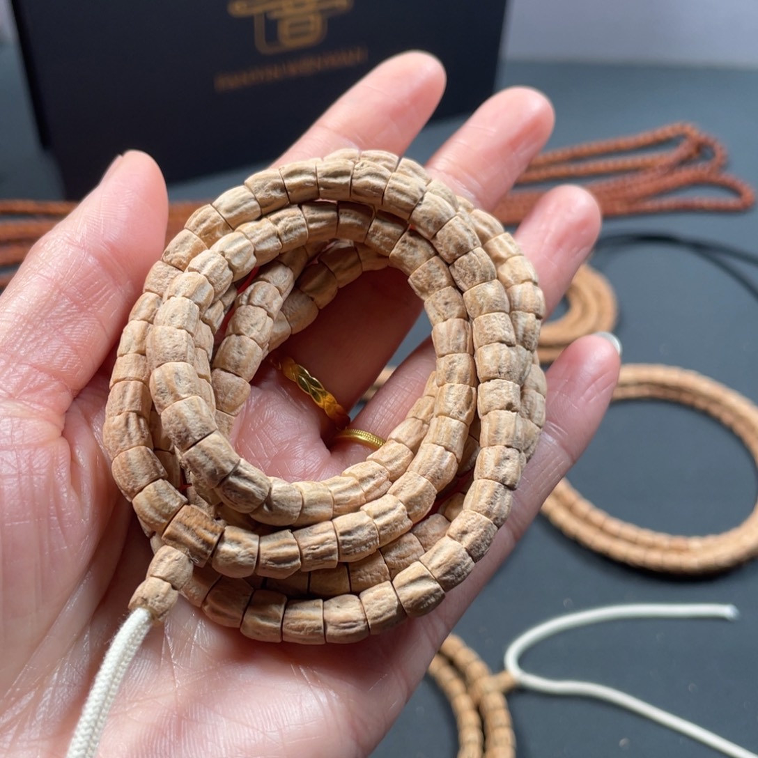 看***海柏香籽/百香籽吊坠