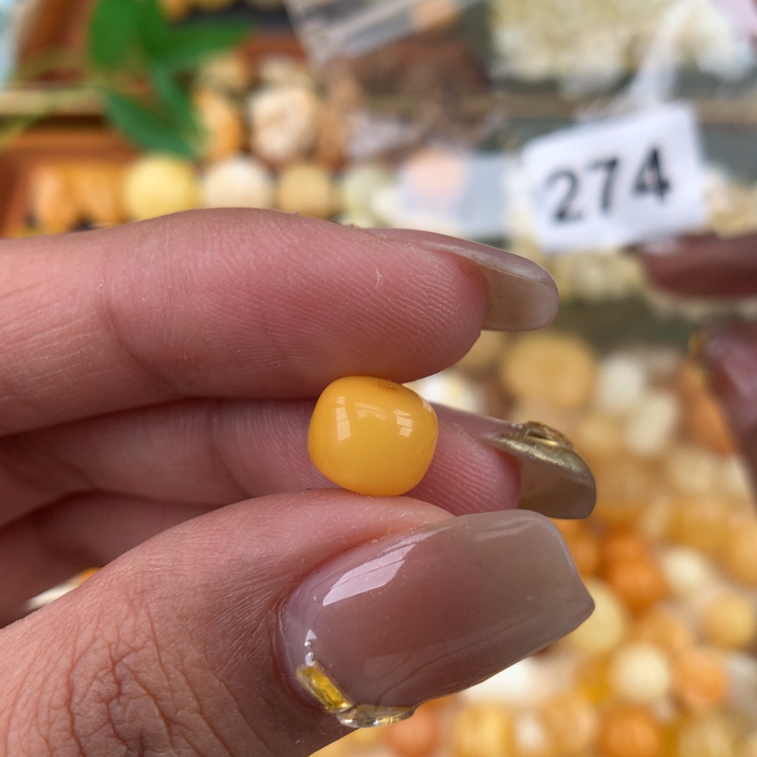 琥珀珠宝奇石未镶嵌8.7