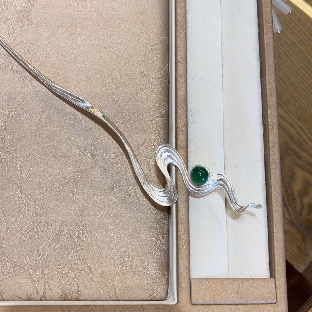 非金属无丝带发簪一支