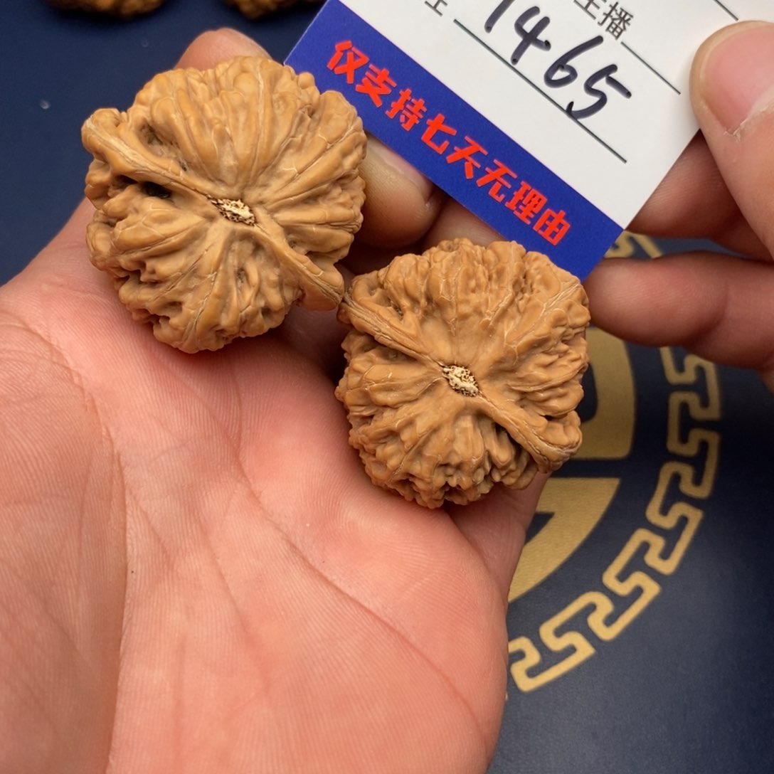 文玩核桃把件41粗筋465