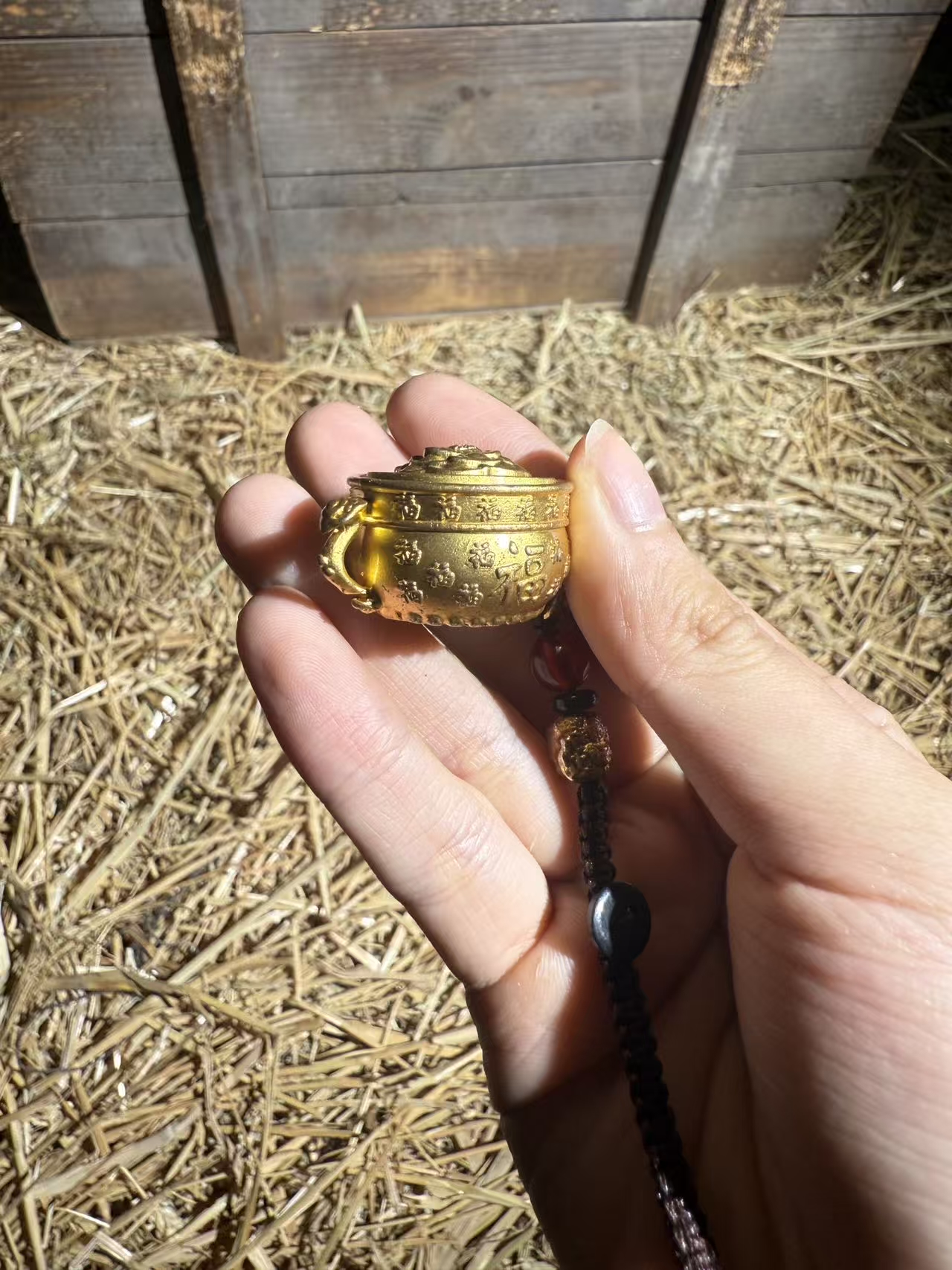 家居饰品WW082现代工艺摆件 082