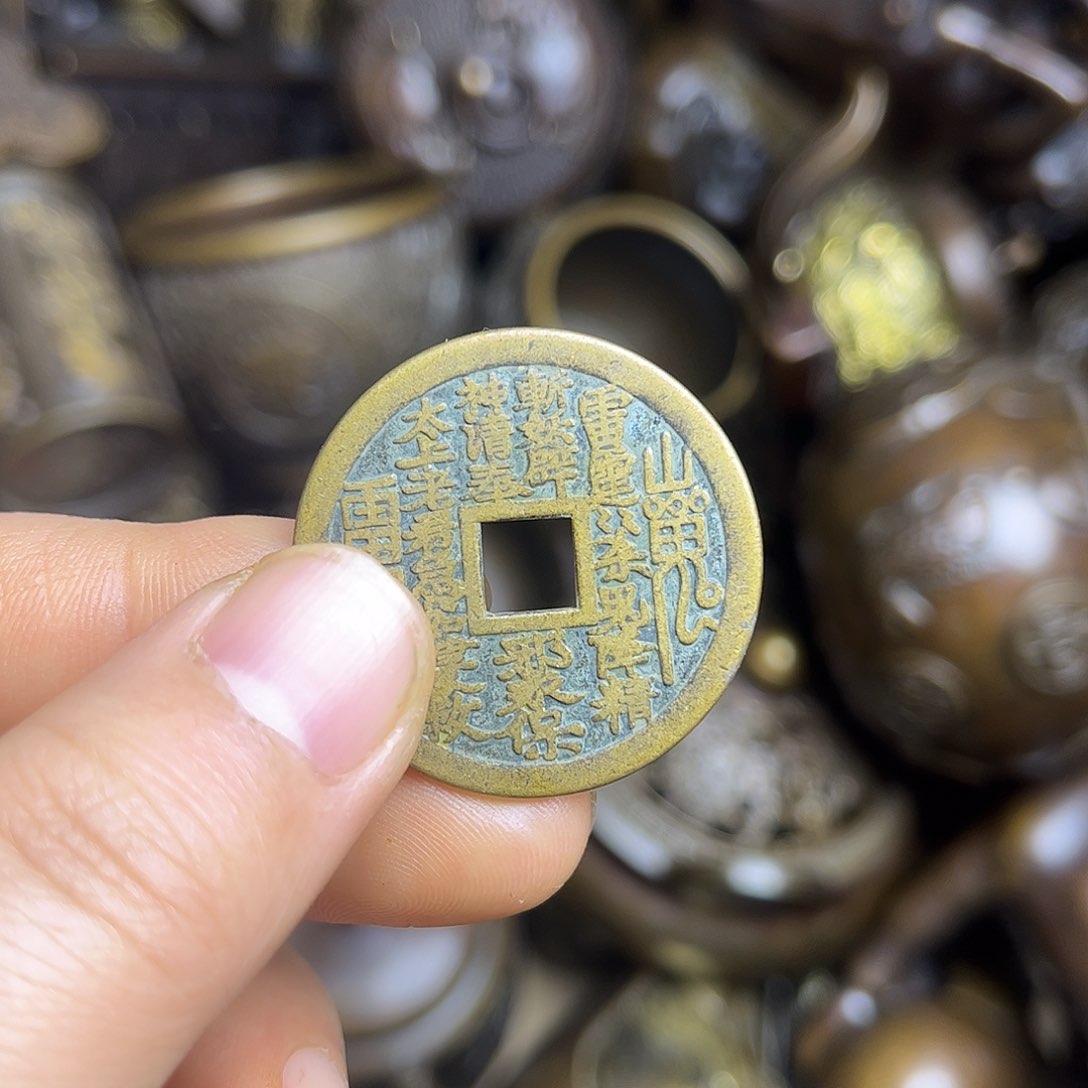 精美铜器，做工精致