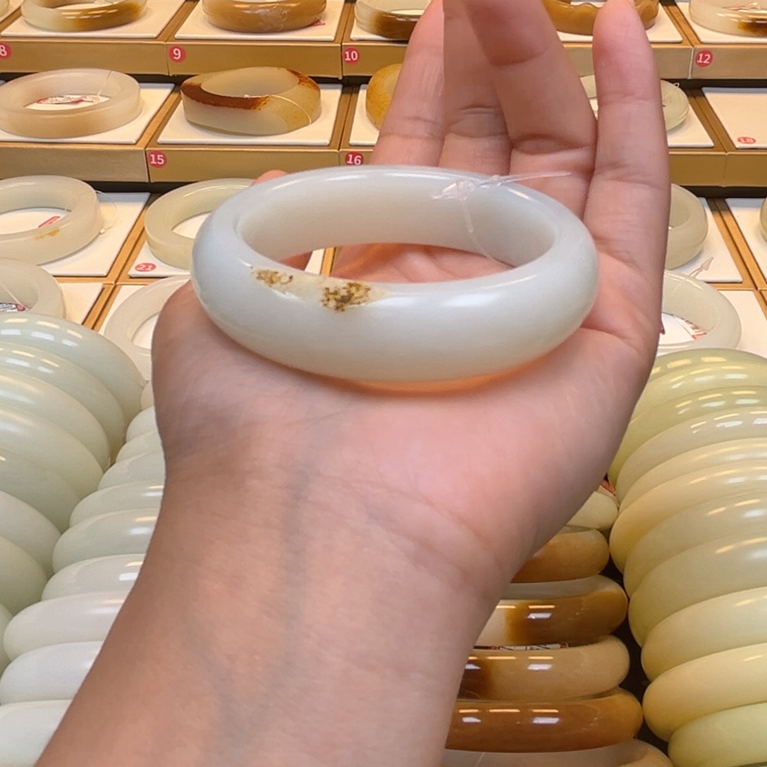 未镶嵌手镯和田玉13