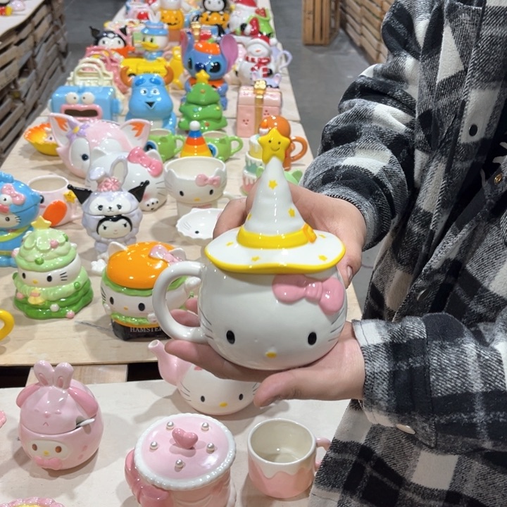 紫砂茶案这么多人在一起玩