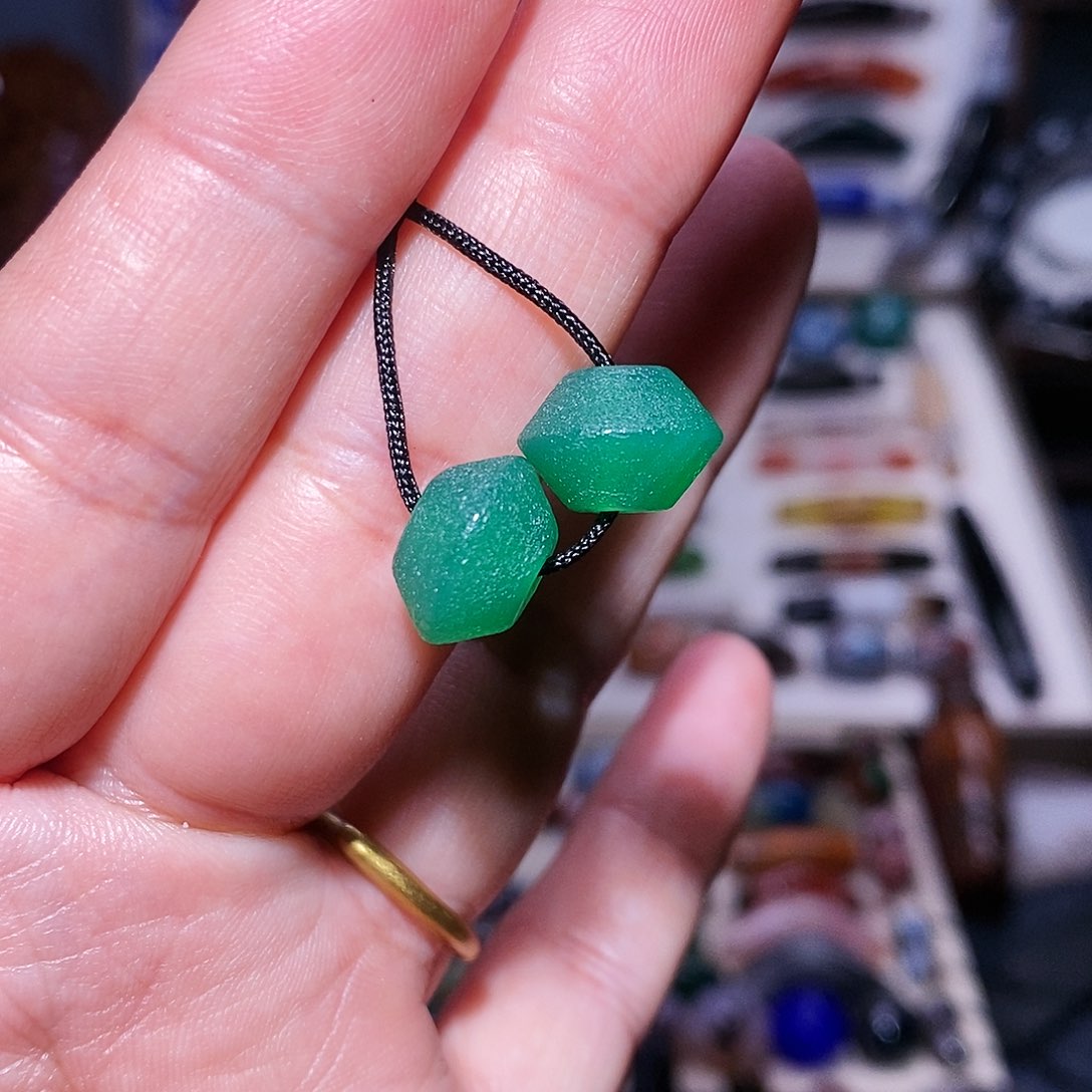 玛瑙吊坠未镶嵌….