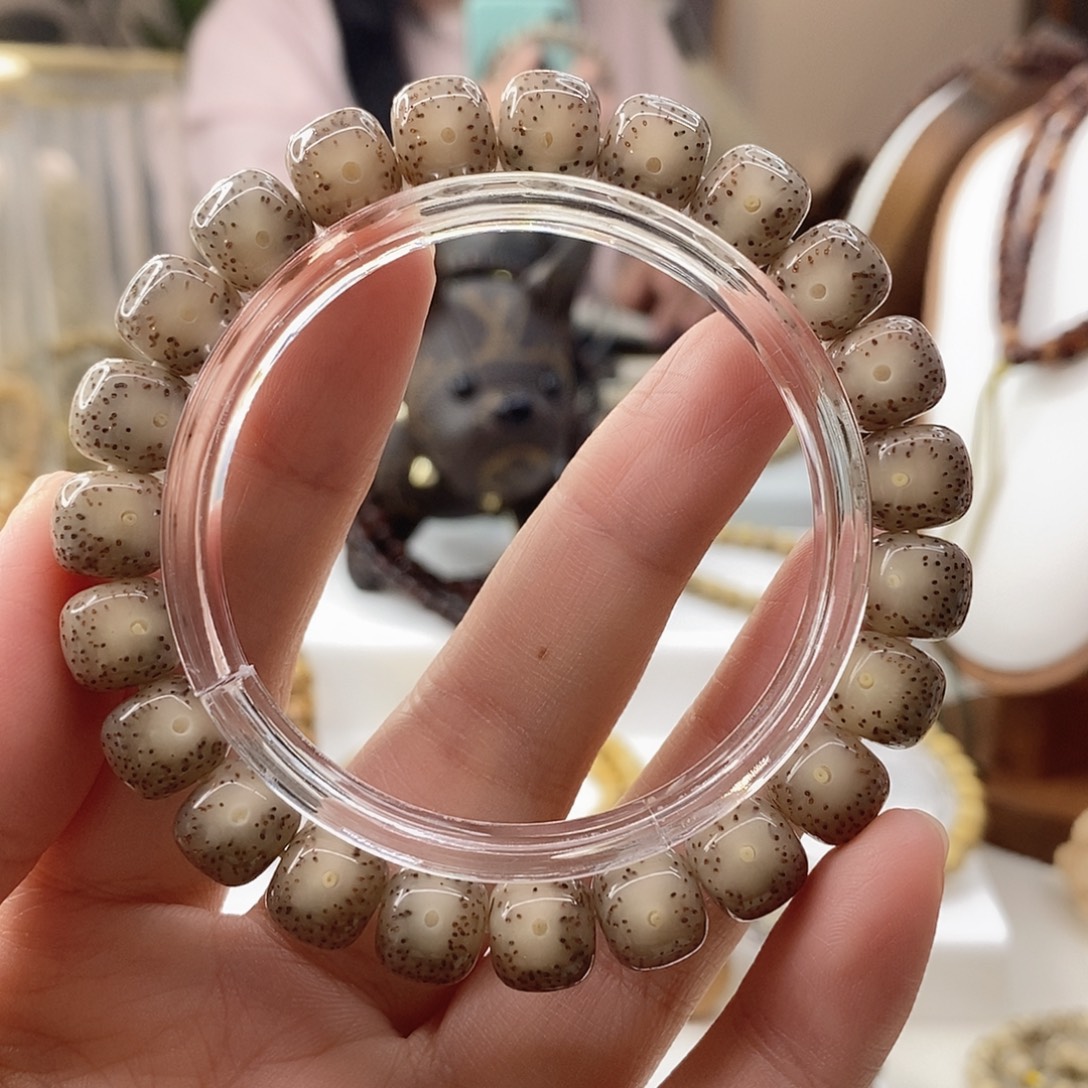 手串星月菩提卡10粉冰双白C