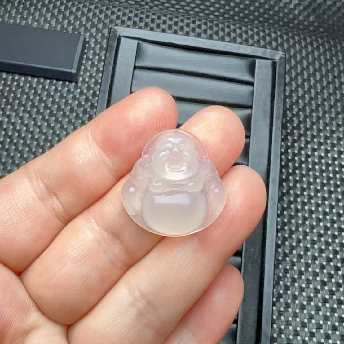 玛瑙玉髓冰透小佛公吊坠手工双面雕刻下单配绳子发货（多样性发货）