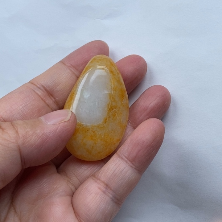 仲***庄定制翡翠未镶嵌缅甸翡翠