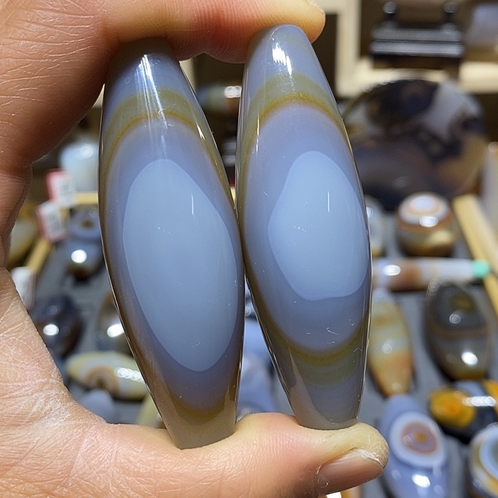 雪***玛瑙/玉髓未镶嵌颈饰