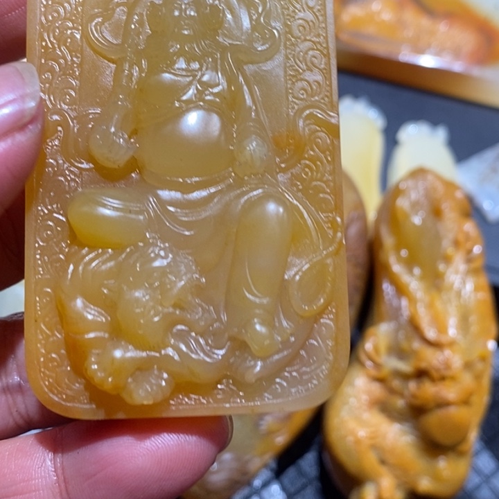 石英质玉（黄龙玉）未镶嵌挂件