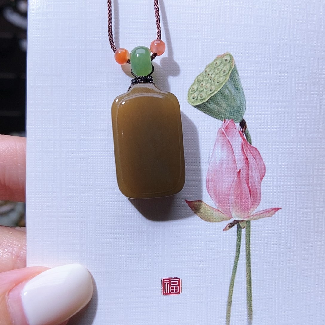 和田玉挂件未镶嵌