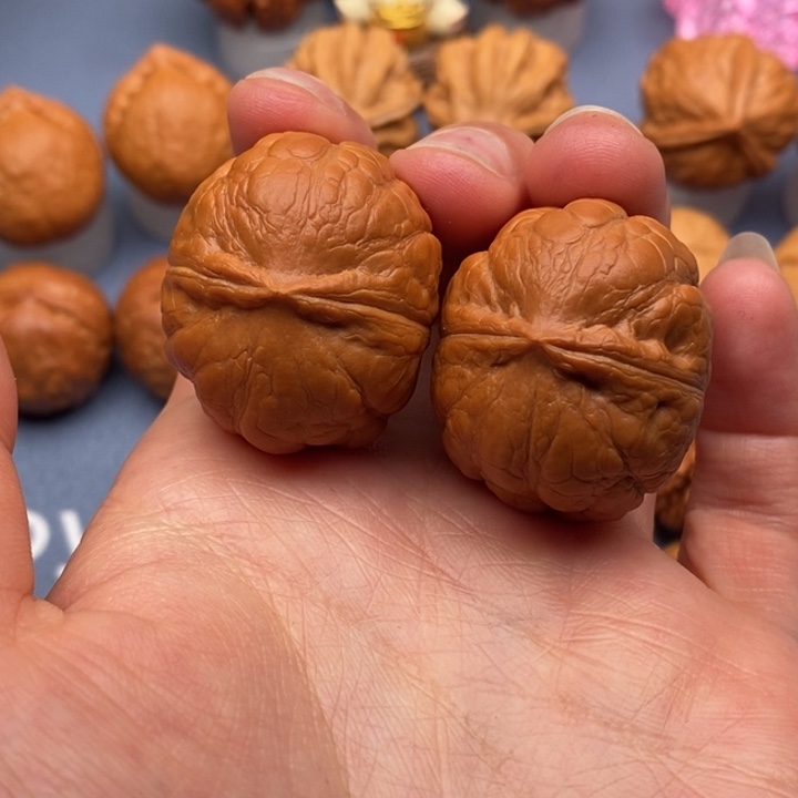 文玩核桃把件水晶方墩