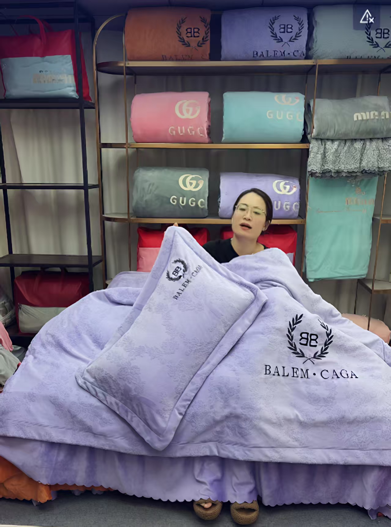 高端 加厚    雕花绒 【巴黎】  床盖款 绒四件套 防寒 保暖