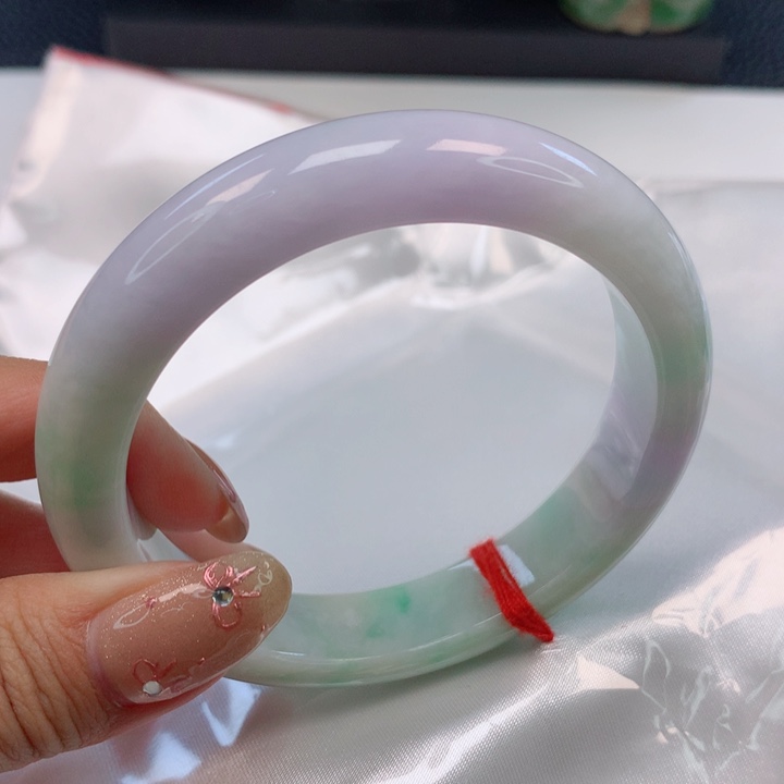 翡翠手镯未镶嵌57圈
