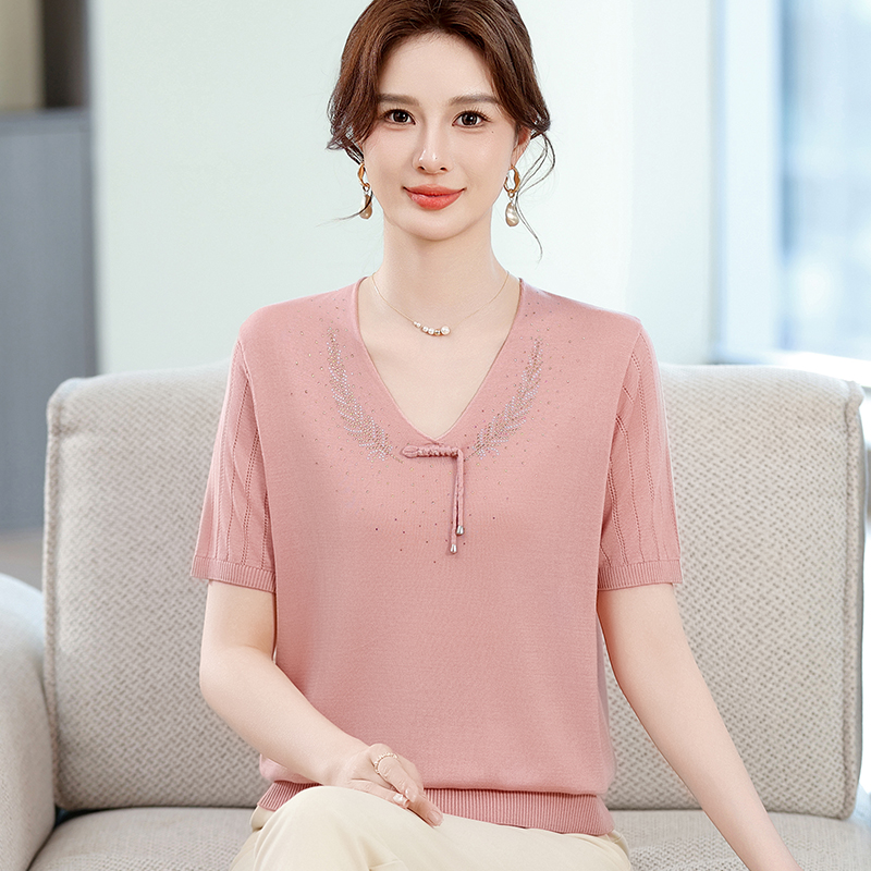  2025新款妈妈夏装冰丝短袖T恤时尚小衫中老年女夏季母亲衣服宽松