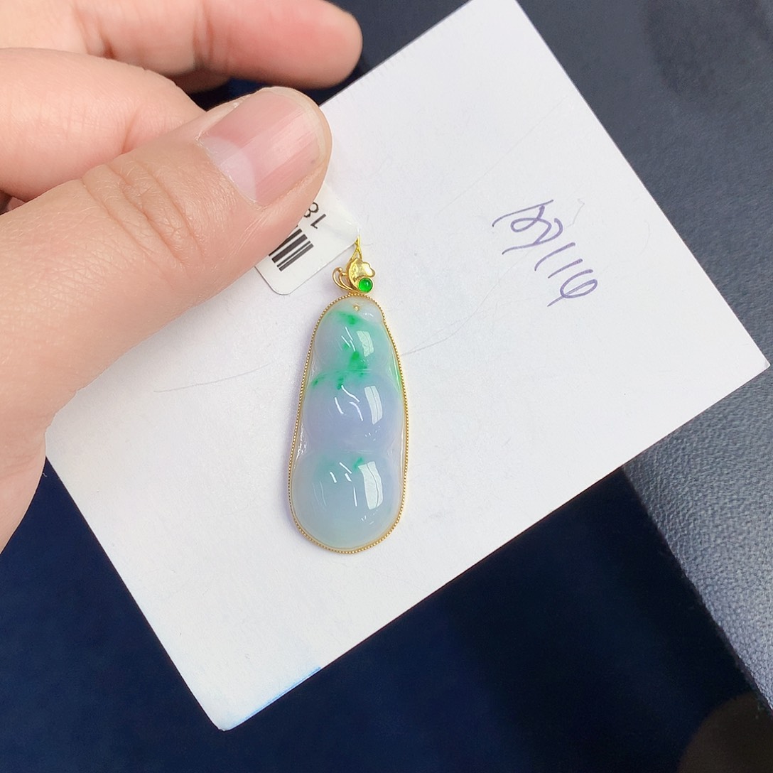 【闪购商品】翡翠颈饰18K金镶嵌0000000000