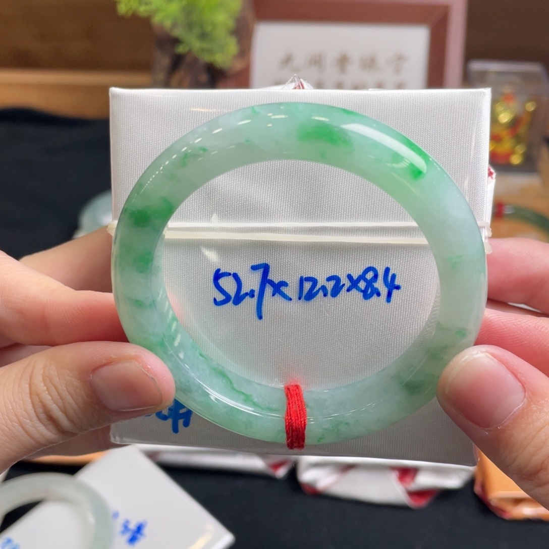 翡翠手镯未镶嵌52.5 正圈 