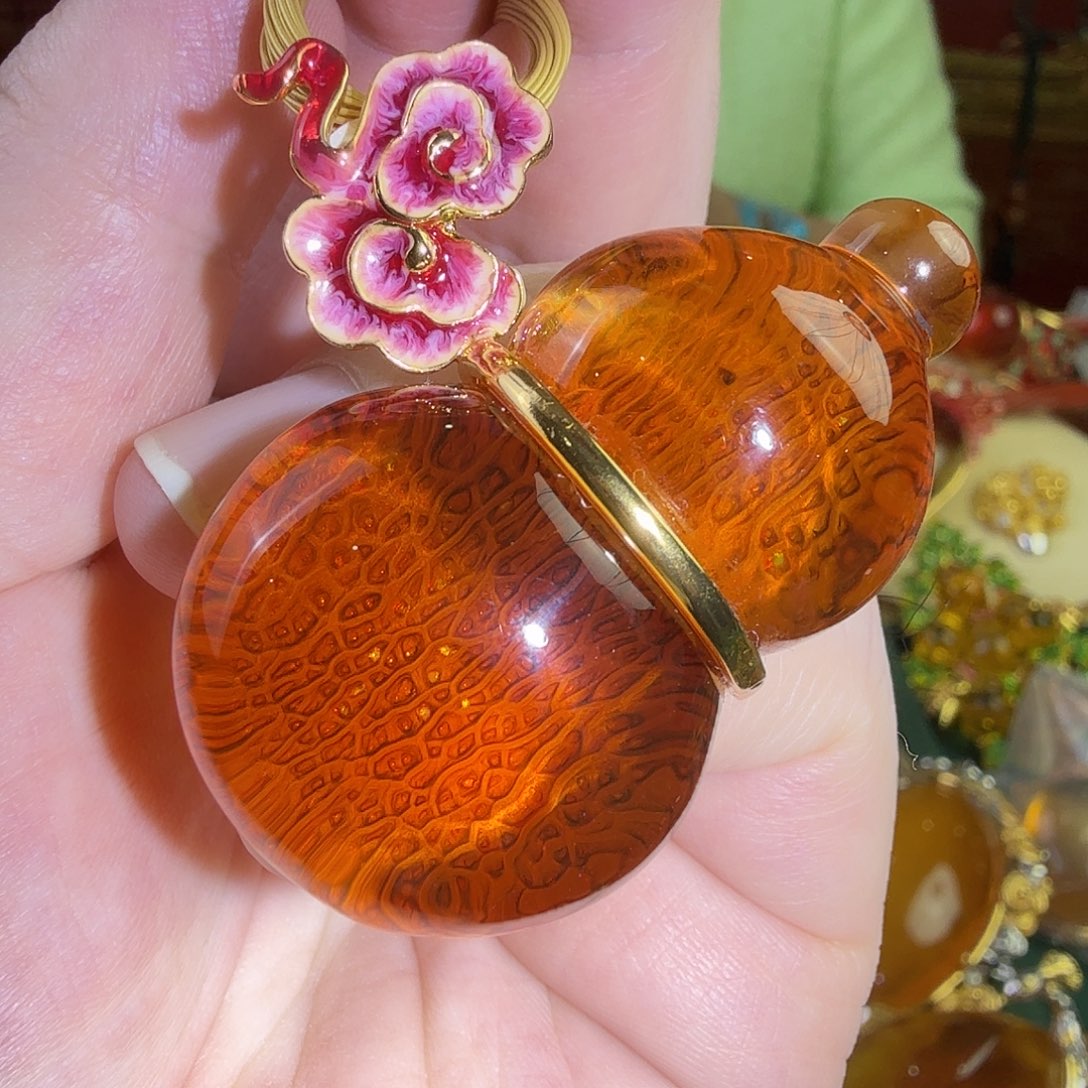 琥珀银S925镀金镶嵌吊坠(赠链)