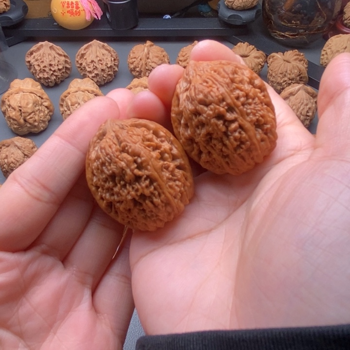 文玩核桃吊坠蒜头37全