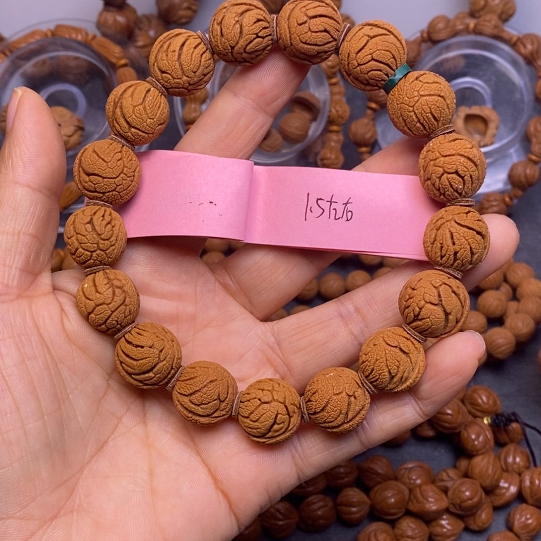 秦岭龙纹桃核17颗