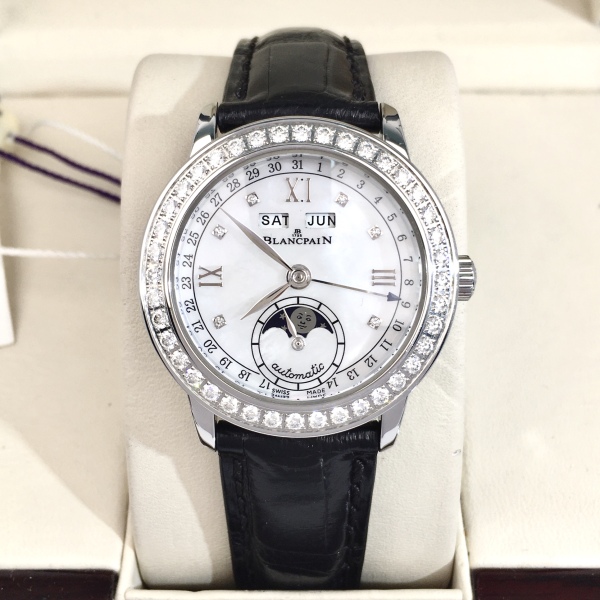 宝珀/自动机械/95新/表径33.5/S99241017047/250127MR0021