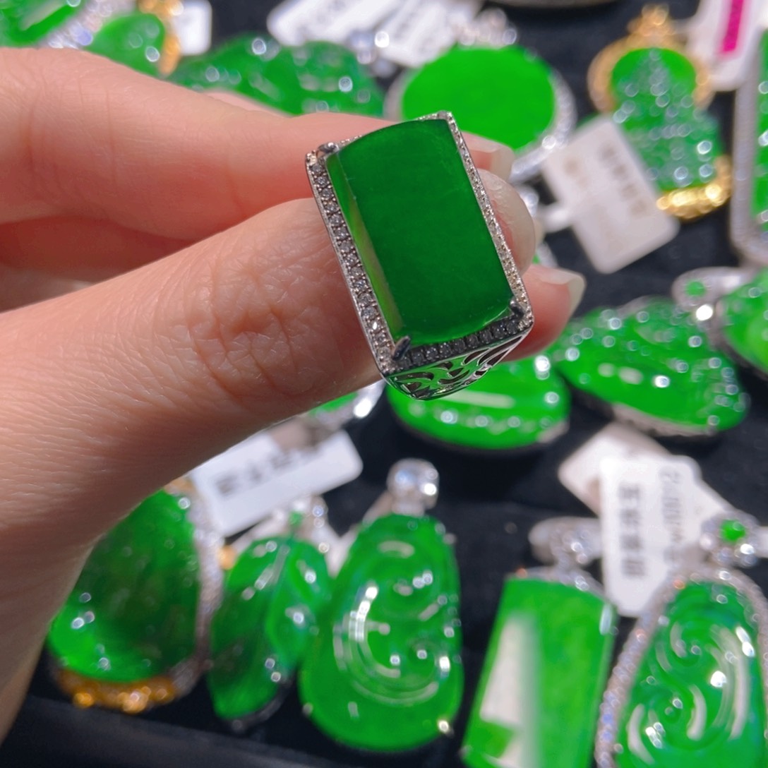 翡翠吊坠(不含链)银S925镶嵌