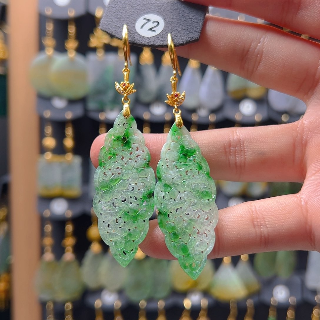 未镶嵌翡翠耳饰翡翠