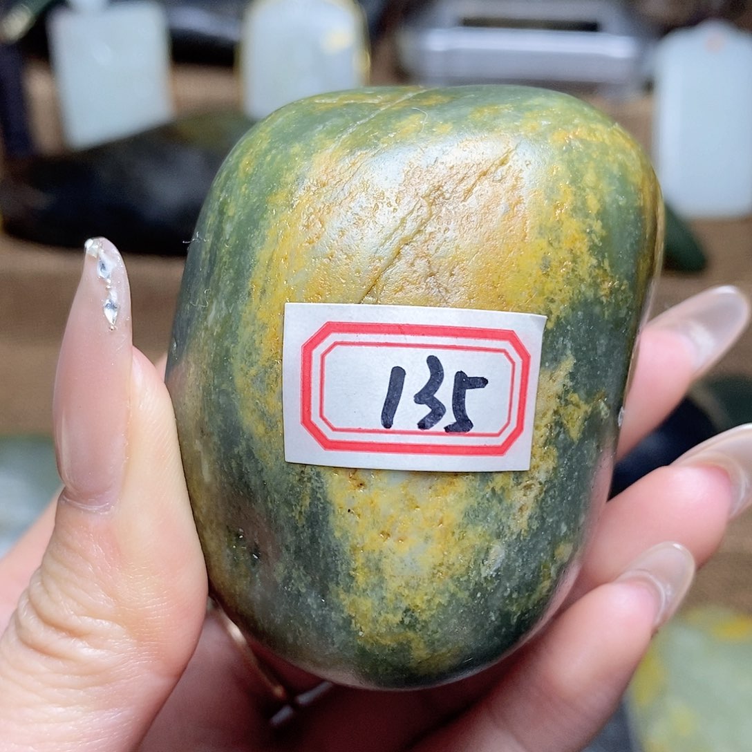 未镶嵌和田玉挂件135