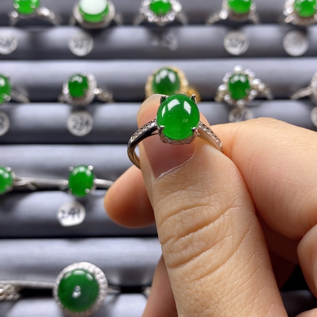 颈饰银S925镶嵌翡翠251号