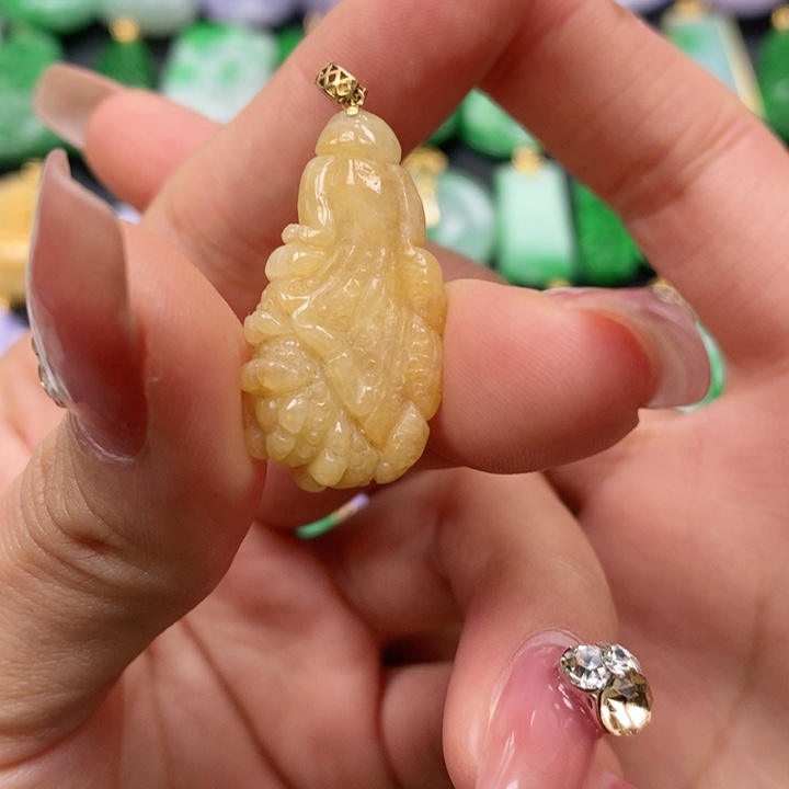 翡翠颈饰未镶嵌吊坠