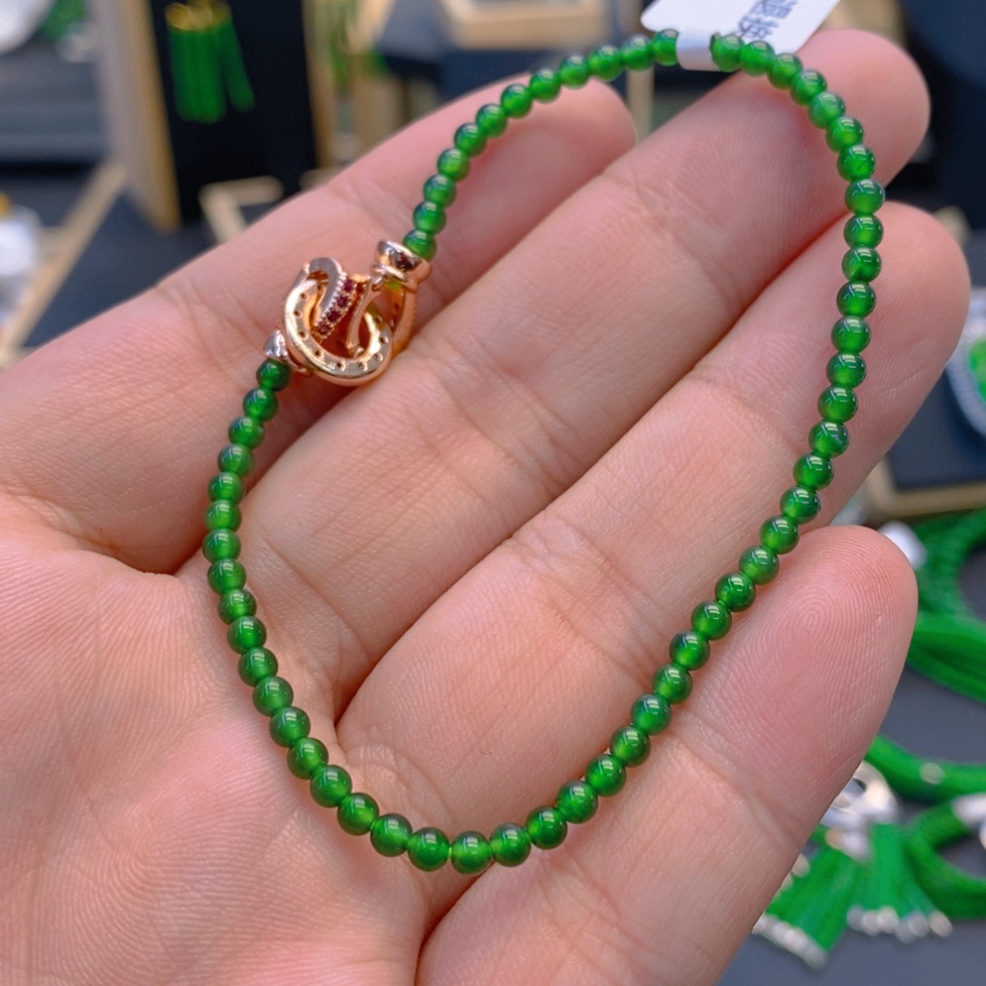 翡翠颈饰未镶嵌卡3