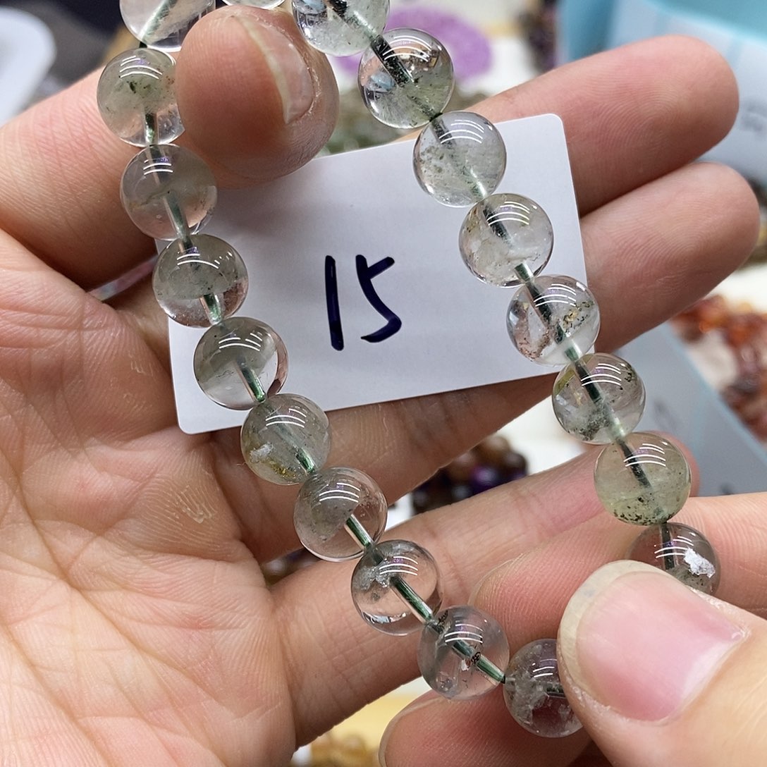 水晶手串未镶嵌天然