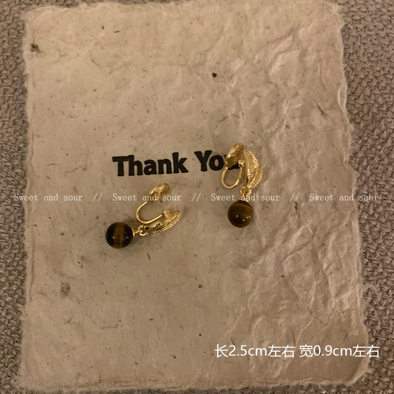 铜合金合成锆石耳饰 无耳洞耳夹虎眼个性耳环小众百搭时尚
