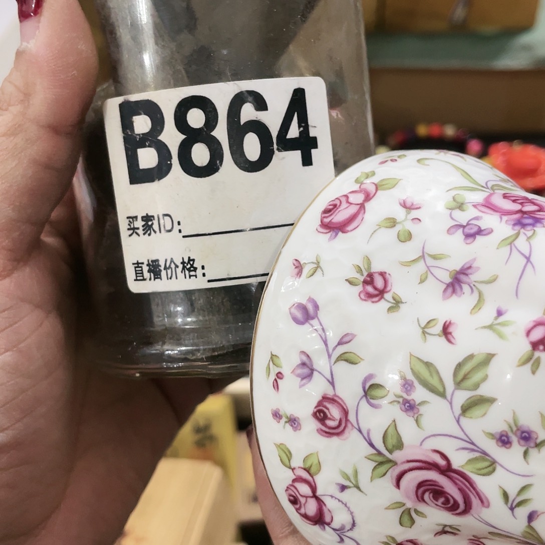 干净利落斤斤计较咯摸摸嗯呢