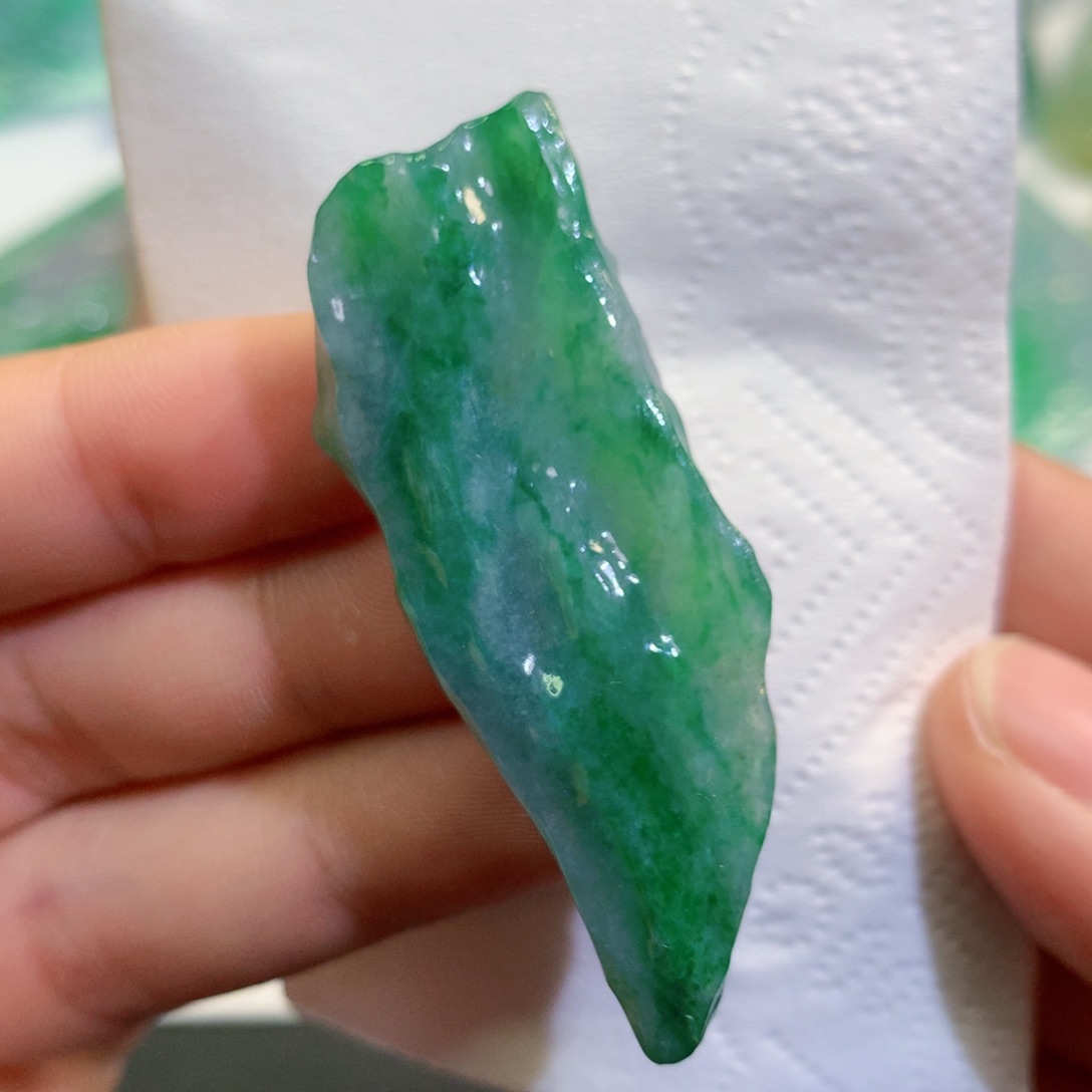 【闪购商品】翡翠吊坠(不含链)未镶嵌