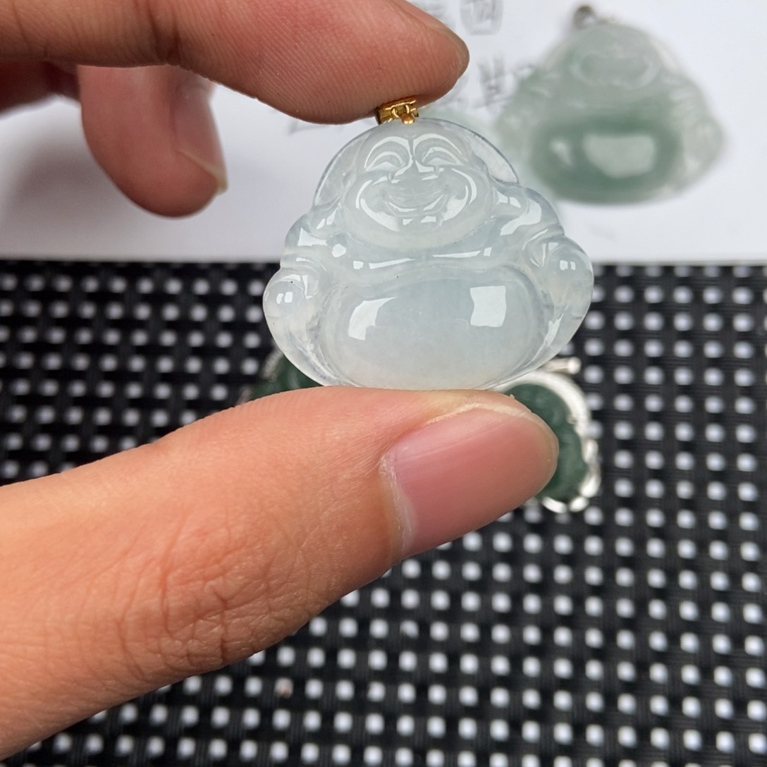 翡翠颈饰未镶嵌吊坠