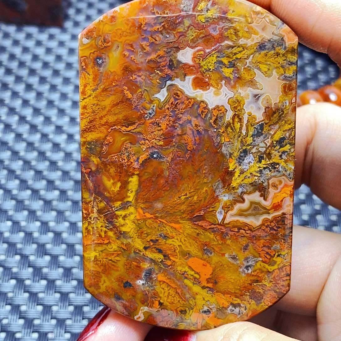 未镶嵌颈饰玛瑙/玉髓